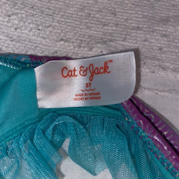 EUC Cat & Jack mermaid ruffle (tulle-like) bikini purple/silver/green, 5T 🧜♀️ - Picture 10 of 10